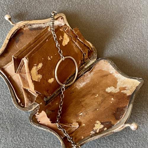 Early 20th Century Silver Evening Purse image-5