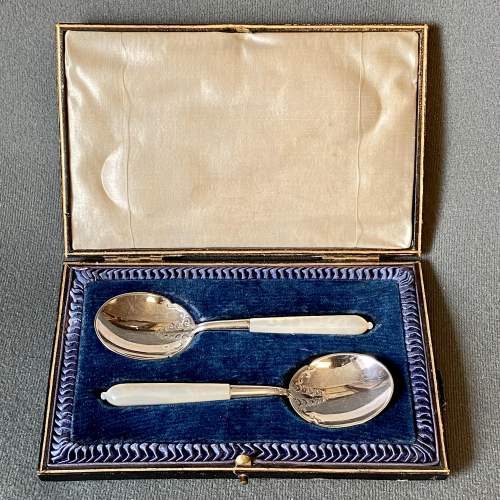 Cased Set of Edwardian Silver Jam Spoons image-2