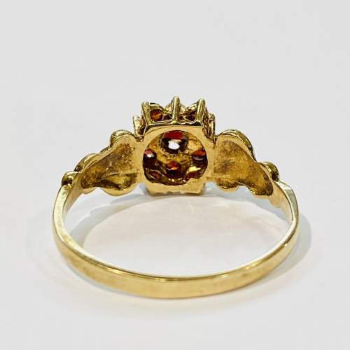 Vintage 9ct Gold Garnet Cluster Ring image-5