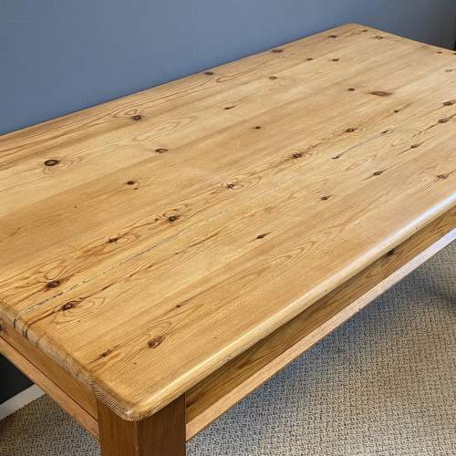 Victorian Style Pine Farmhouse Table image-2