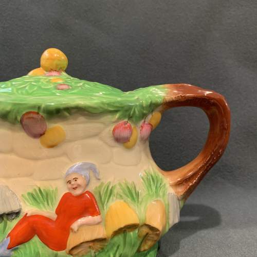 Royal Winton Pixie Teapot image-3
