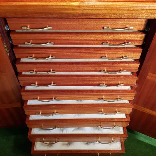 Lockable 10 Drawer Collectors or Specimen Cabinet with Key image-3