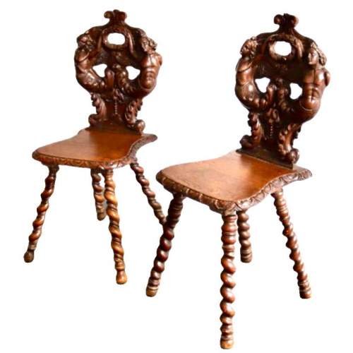 Pair of 19th Century Hall Chairs image-1