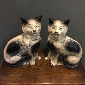 Empress Pottery Staffordshire Pair of Cats