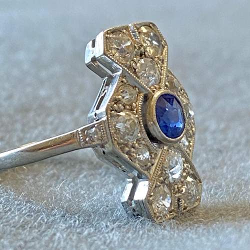 18ct White Gold Art Deco Style Sapphire and Diamond Ring image-3