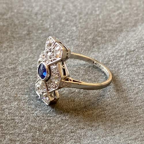 18ct White Gold Art Deco Style Sapphire and Diamond Ring image-5