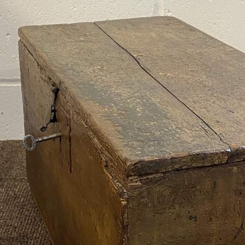 18th Century Unusual Painted Small Pine Box image-6