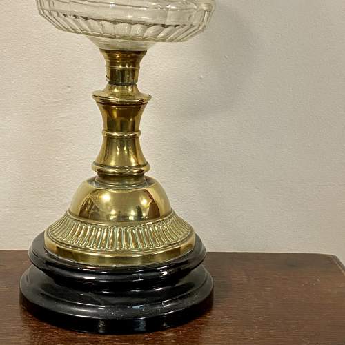 Late 19th Century Brass and Glass Oil Lamp image-4