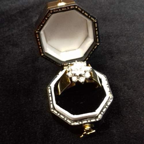 Vintage 18ct Gold Diamond Ring image-4