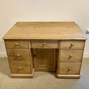 Victorian Pine Kneehole Desk
