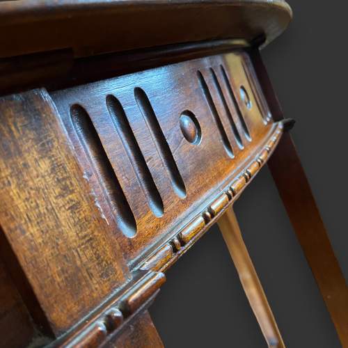 Mid 19th Century Oak Table image-3