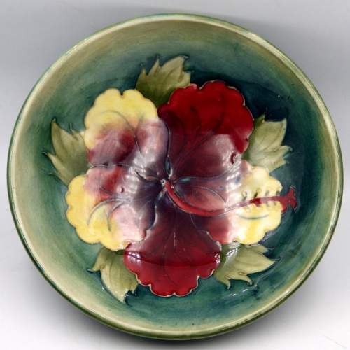 Moorcroft Pottery Green Hibiscus Pattern Footed Bowl image-3