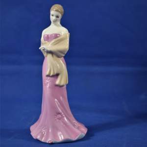 Royal Worcester Figurine Special Day: Bridesmaid
