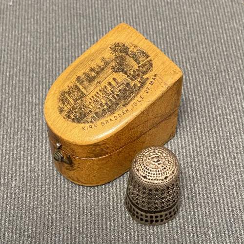 Victorian Thimble in Mauchline Ware Case image-3