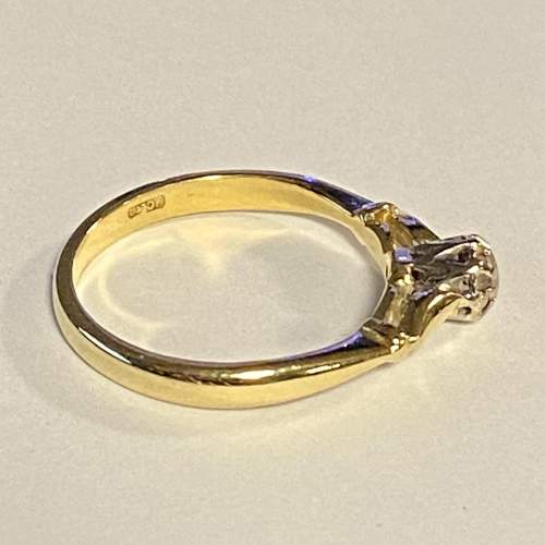 Vintage 18ct Gold Diamond Solitaire Ring image-4