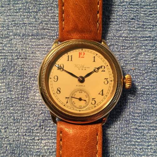 A 1930s Rare 9ct Gold American Waltham Wristwatch Manual Wind image-1