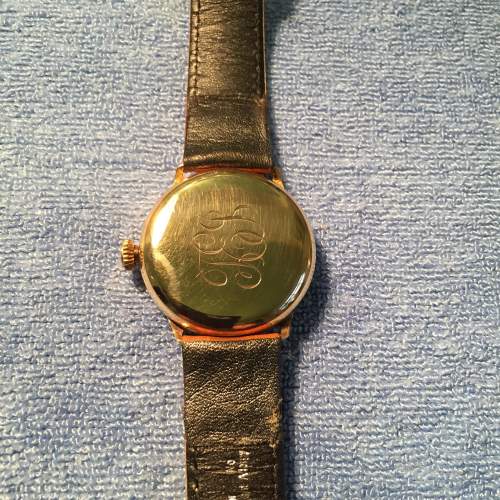 A 1930s Rare 9ct Gold American Waltham Wristwatch Manual Wind image-3