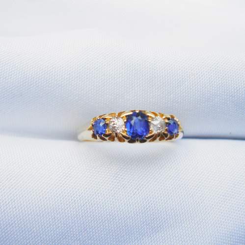 Victorian 18ct Gold Sapphire and Diamond Ring image-1