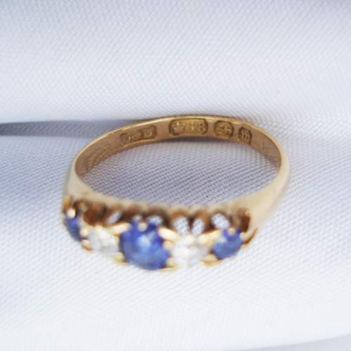 Victorian 18ct Gold Sapphire and Diamond Ring image-5
