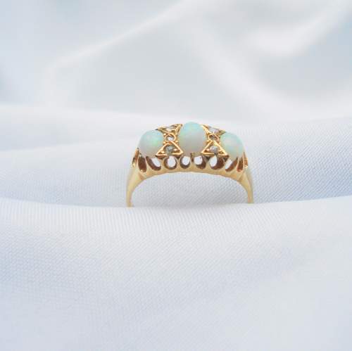 18ct Gold Opal and Diamond Ring image-3