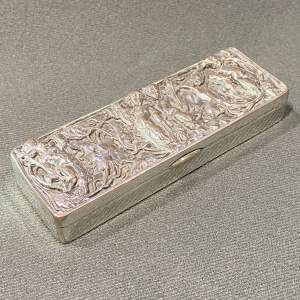 19th Century Silver Plated Snuff Box with Cherubs