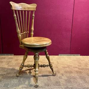 Early 20th Century American Revolving Chair