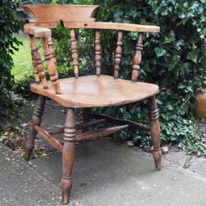 Victorian Original Ash and Elm Windsor Smokers Bow Chair