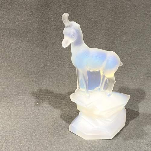 20th Century French Opalescent Glass Chamois image-1