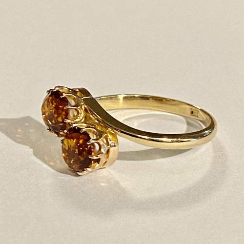 18ct Gold Garnet Toi et Moi Ring image-3