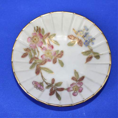 Decorative Royal Worcester Miniature Dish Circa 1890 image-1