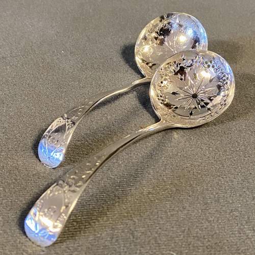 19th Century Cased Silver Cream and Sugar Spoon Set image-4