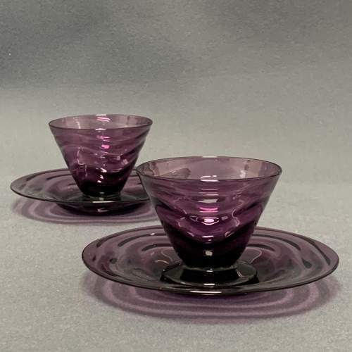 Pair of Webbs Amethyst Glass Bowls and Stands image-2