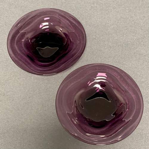 Pair of Webbs Amethyst Glass Bowls and Stands image-4