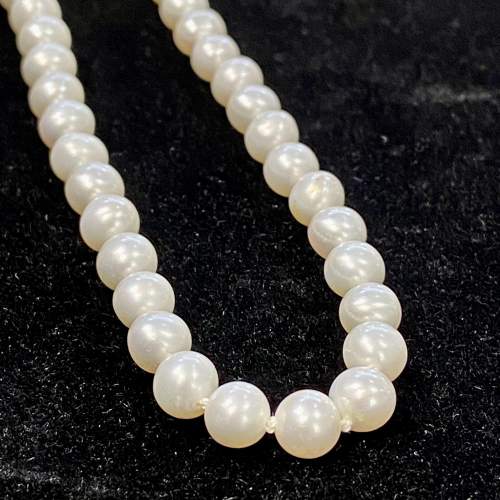 Re-Strung Cultured Pearl Necklace image-2