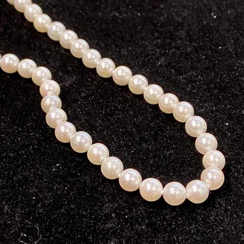 Cultured Pearl Necklace - Re strung image-2