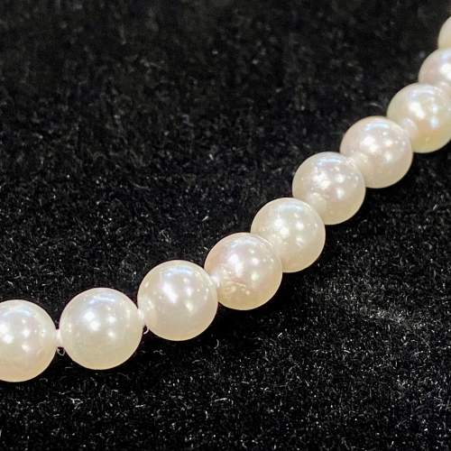 Cultured Pearl Necklace - Re strung image-4