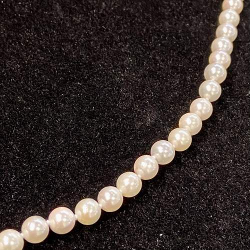 Cultured Pearl Necklace - Re strung image-3