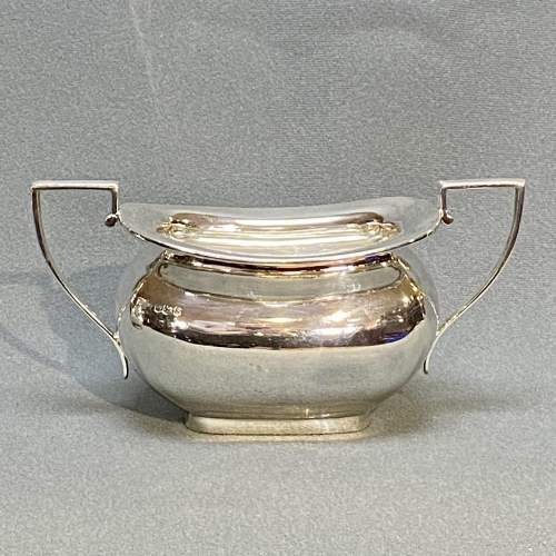 Mid 20th Century Walker and Hall Silver Coffee Set image-5