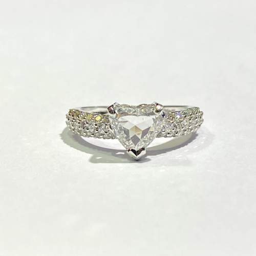 18ct Gold Diamond Heart Ring image-2