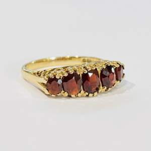 Heavy Vintage 9ct Gold Garnet Ring