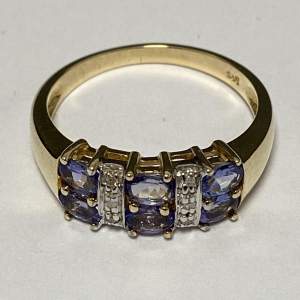 9 Carat Gold Amethyst and Diamond Chip Dress Ring