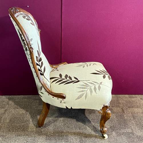 Victorian Mahogany Framed Nursing Chair image-3
