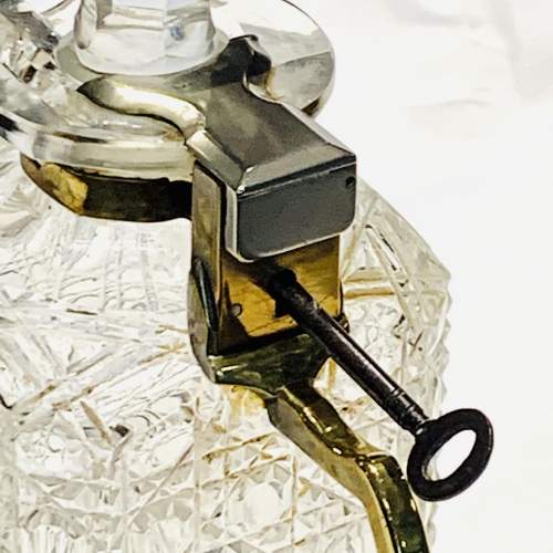 Rare 19th Century Betjemans Lockable Glass Decanter image-2