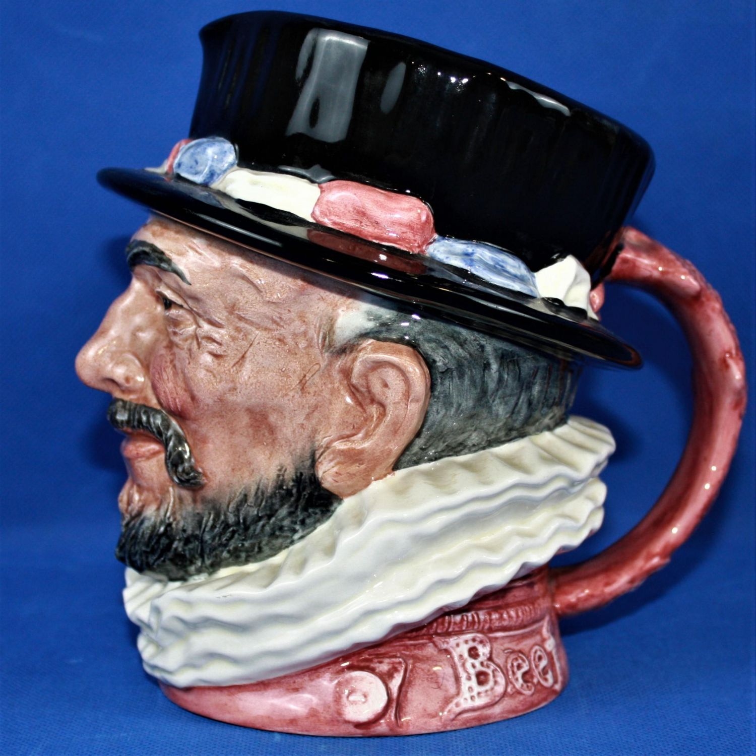 Reg No 5193 c1946 Royal Doulton Large Toby Jug Beefeater Beefeaters ER Handle 