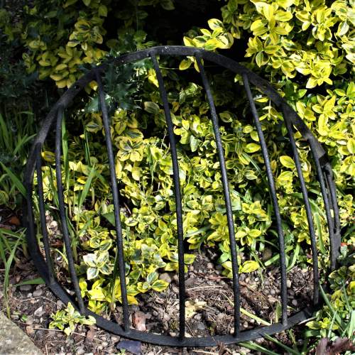 Handcrafted Iron Hay Bale Stand or Planter image-2