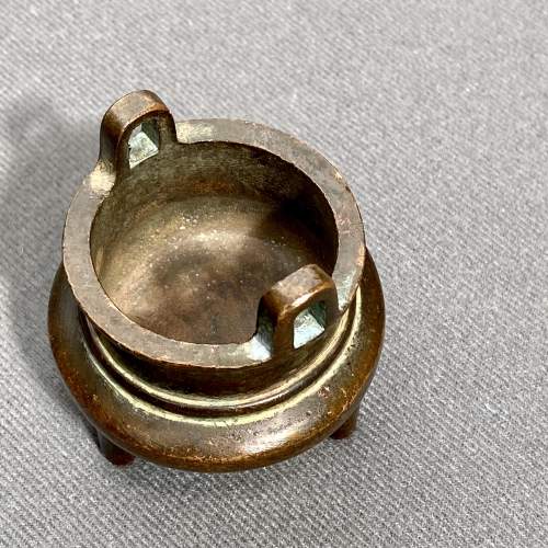 Chinese Miniature Qing Dynasty Bronze Censer image-3