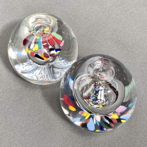 Two Vintage Murano Glass Paperweights image-5