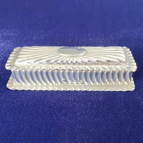 Silver Gilt Lined Table Snuff Box image-2