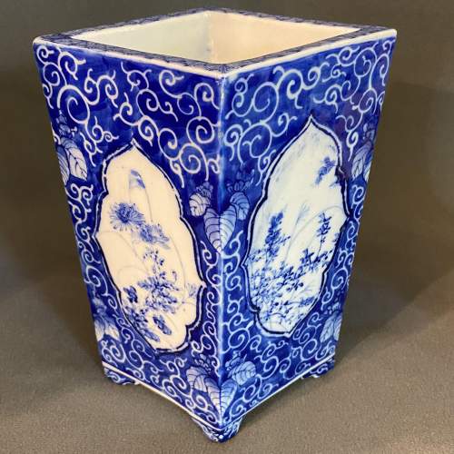 Japanese Arita Pair Of Blue & White Porcelain Vases image-3