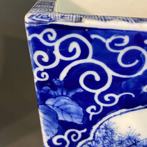 Japanese Arita Pair Of Blue & White Porcelain Vases image-5